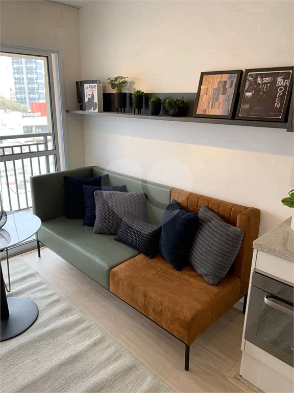 Apartamento novo na Vila Mariana com varanda