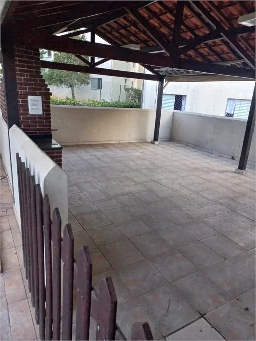 Apartamento para alugar com 2 quartos em Jardim da Glória, Cotia - SP