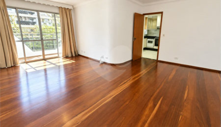 Apartamento à venda com 3 quartos, sendo 1 suíte,  em Perdizes, São Paulo, SP