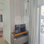 Apartamento com uma suíte para locação ao lado do Shopping Metrô Tatuapé. SP
