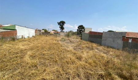 Terreno à venda em Jardim São João Batista, São Carlos, SP
