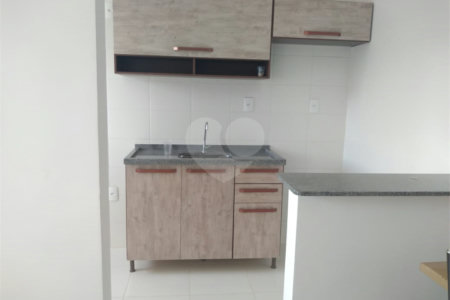 Apartamento com 2 dormitórios