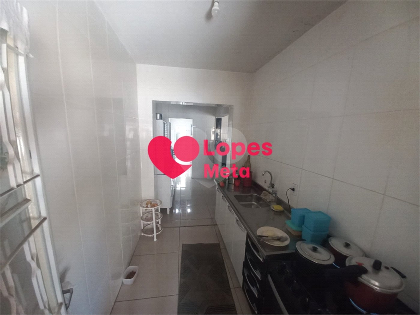 CASA A VENDA, 260m² VISTA VERDE, 3 DORMITORIOS 2 SENDO SUÍTE, QUINTAL E 3 VAGAS DE GARAGEM, SÃO JOSÉ