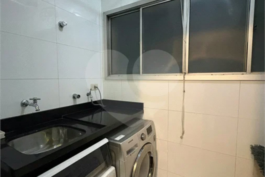 Apartamento reformado e mobiliado no Residência América - Venda - Parque Maria Domitila