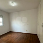 Excelente apartamento de 3 dormitórios, sendo uma Suíte e 2 vagas de garagem.