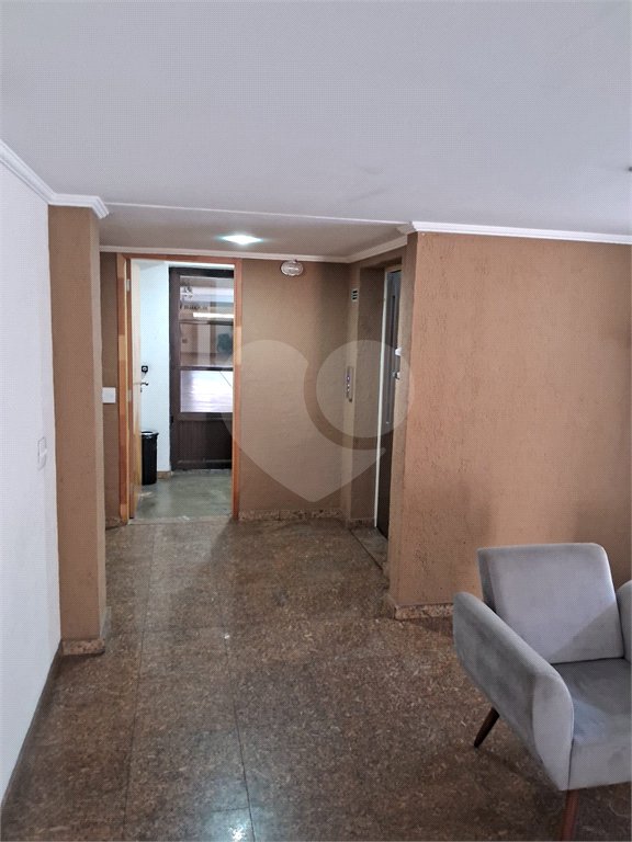 Apartamento à venda com 3 quartos, sendo 1 suíte,  em Vila Mariana, São Paulo, SP