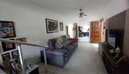 Sobrado à venda com 3 quartos em Jardim Regina, São Paulo, SP