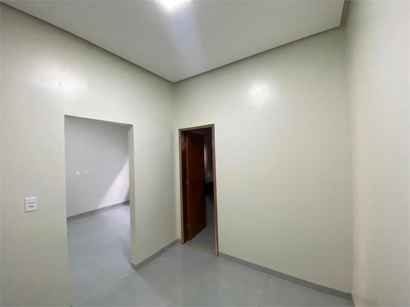 Casa à venda com 3 quartos, sendo 1 suíte,  em Catumbi, Balsas, MA