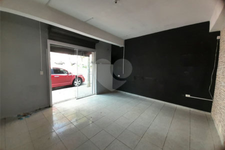 Casa multifuncional a venda na Vila Boa Vista 1