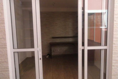 Sobrado à venda com 3 quartos, sendo 1 suíte,  em Parque Ipê, São Paulo, SP