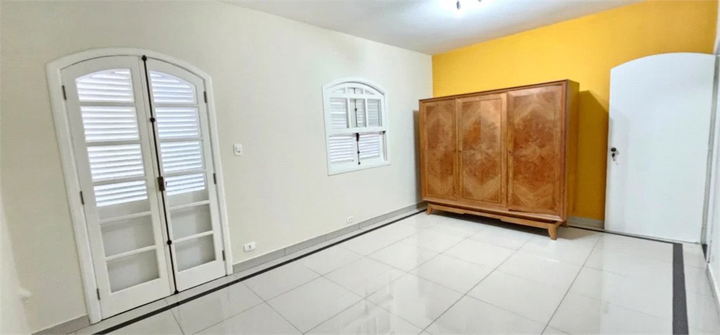 Sobrado à venda com 3 quartos, sendo 1 suíte, em Vila Leopoldina, São Paulo, SP