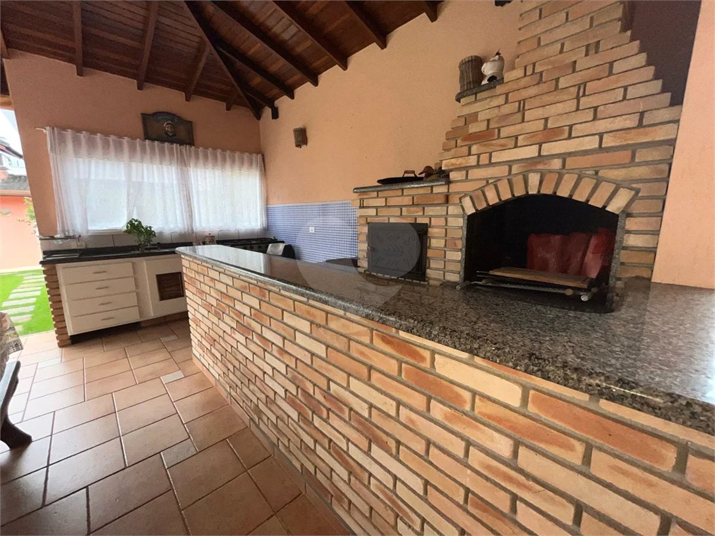Casa à venda com 6 quartos, sendo 3 suítes, em Morada da Praia, Bertioga, SP