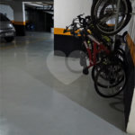 Studio com 33m2 AU, 39m2 AT, com 1 dormitório, sem vaga, a 1 quadra da Av Paulista e Metro Paraíso.
