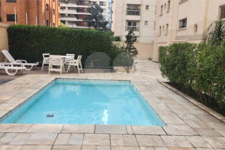 Cobertura 380m² - 4 quartos - Vila Nova Conceição em Frente a Praça Pereira Coutinho