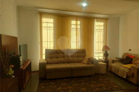Casa à venda com 3 quartos, sendo 2 suítes,  em Capela, Vinhedo, SP