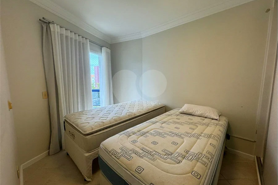 Apartamento à venda com 5 quartos, sendo 4 suítes,  em Riviera de São Lourenço, Bertioga, SP