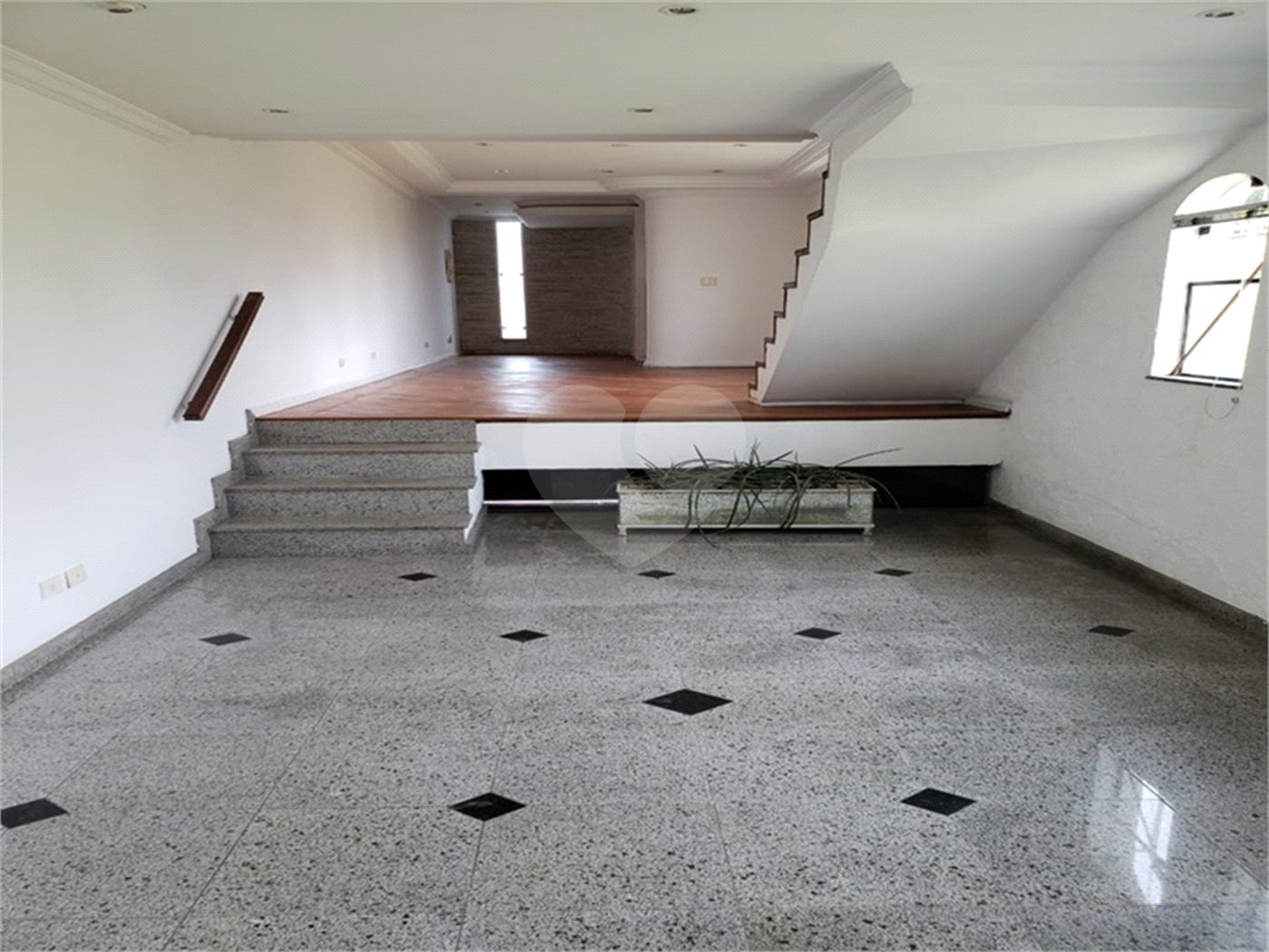 Sobrado à venda com 3 quartos, sendo 1 suíte,  em Vila Maria, São Paulo, SP