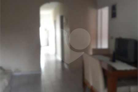 Terreno à venda de 251m² na Chácara Inglesa