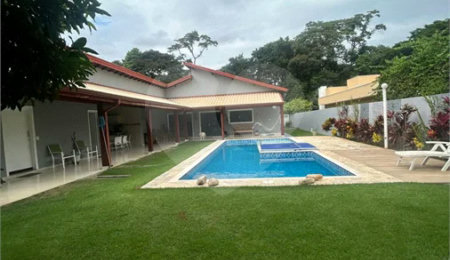 Casa à venda com 4 quartos, sendo 3 suítes, no condomínio São Joaquim, Vinhedo - SP