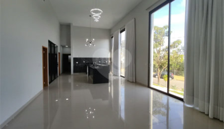 Casa Térrea à venda com 3 suítes em Residencial Fazenda das Areias, São João da Boa Vista, SP