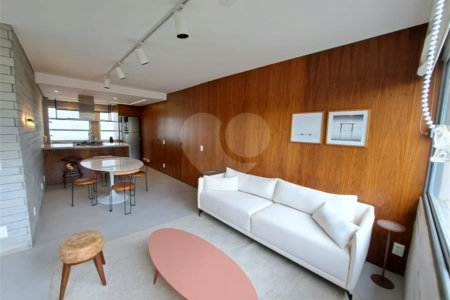 Apartamento mobiliado de 85 m² no Itaim Bibi | 3 dormitórios, 1 suíte e 1 vaga
