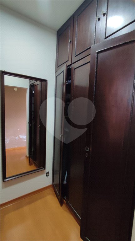 Casa à Venda de 3 dormitórios em São Carlos, no bairro Parque Santa Marta