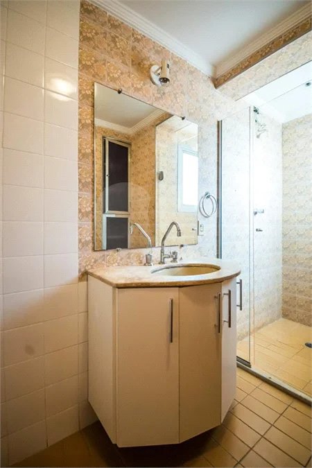 Apartamento a Venda no Condomínio Edifício Guarujá em Campinas/SP