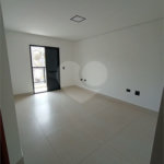 Casa com 155m² , 3 dormitórios , sendo 1 suíte , 4 vagas , à venda no Parque das Nações , em Santo André.