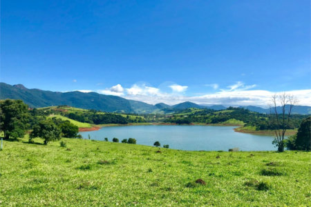 Terreno à venda no Centro, Joanópolis, SP