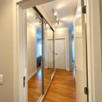 Apartamento de 127 m² em andar alto, com vista livre, 3 suítes planejadas, sacada gourmet envidraçada, 2 vagas e lazer completo, próximo ao Shopping Golden Square e à Avenida Kennedy.