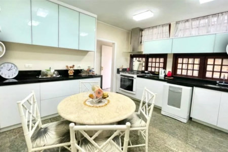 Casa dos sonhos a venda - Sobrado com Piscina no Jardim da Saúde, 270m² , 4 dorm., 2 suítes, 4 vagas, banheira , lareira, churrasqueira, terreno: 360 m²