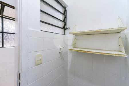 3 Quartos 0 Suites 2 Banheiros 0 Vagas 76 Área Útil 113 Área Total.