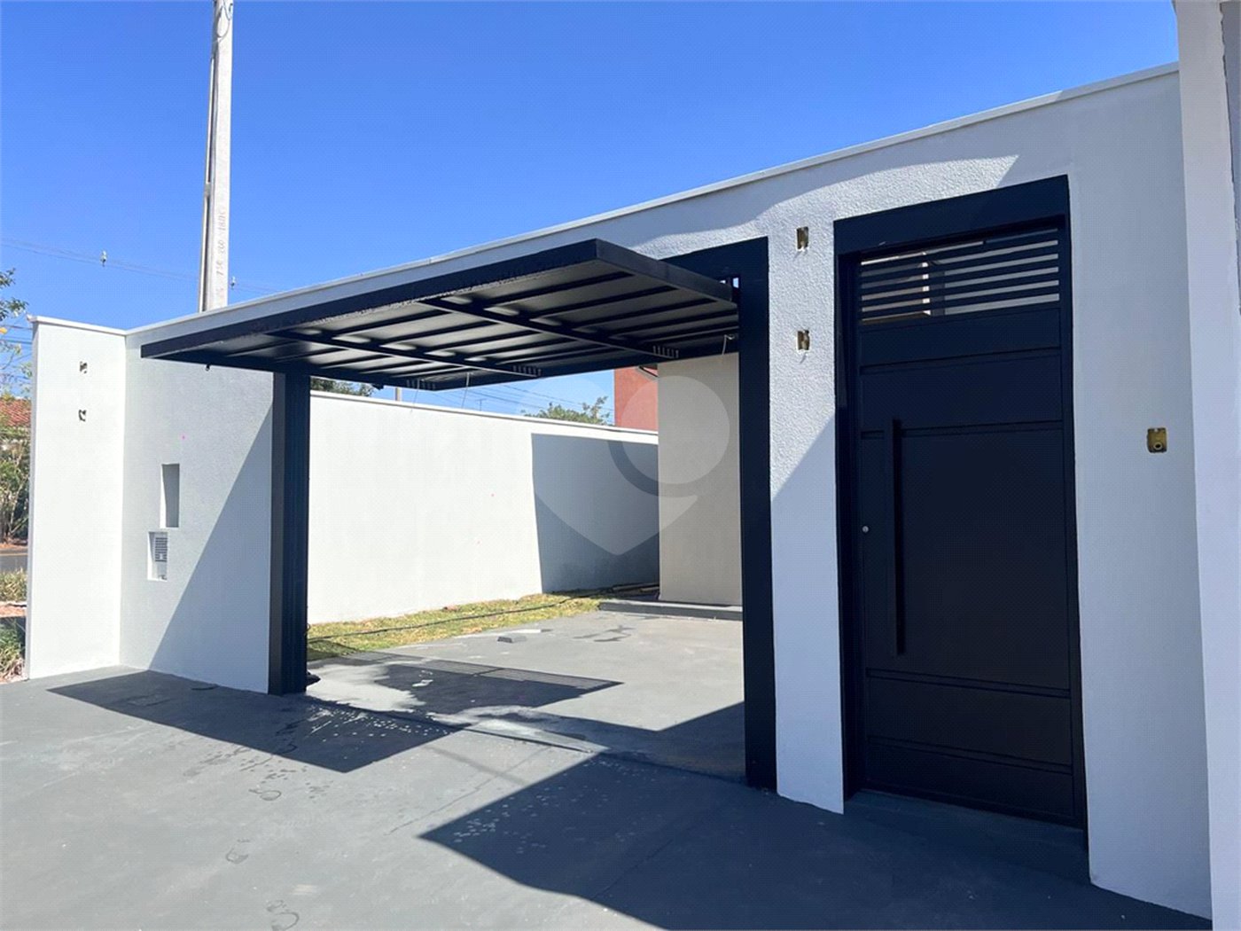 Casa à Venda no bairro Parque dos Flamboyants em São Carlos/SP
