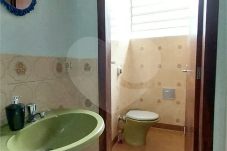 Venda Casa / Comercial - no Bairro Cidade Jardim em Piracicaba-SP