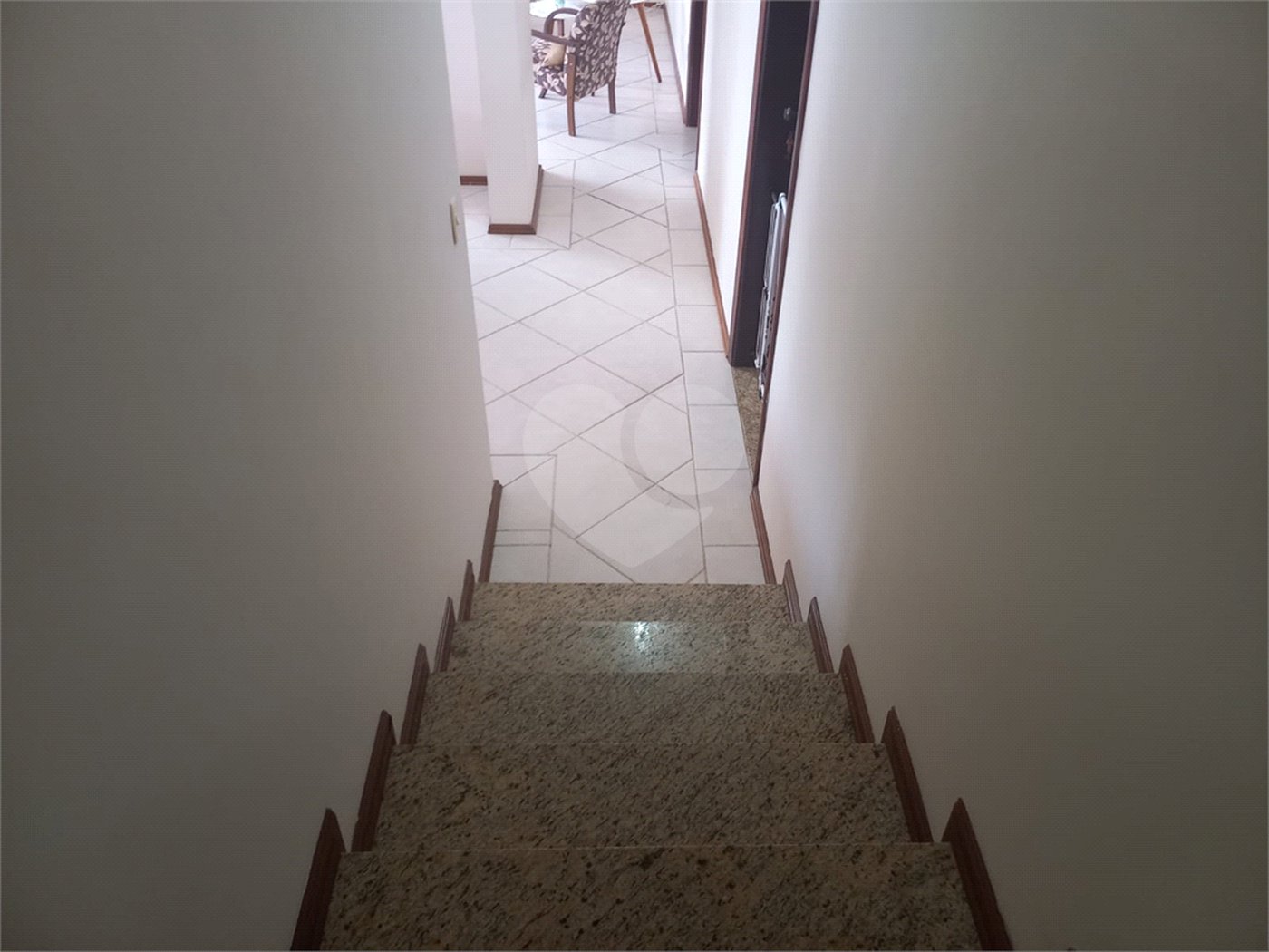 Casa à venda com 4 quartos, sendo 2 suítes,  em Villaggio Capríccio, Louveira, SP