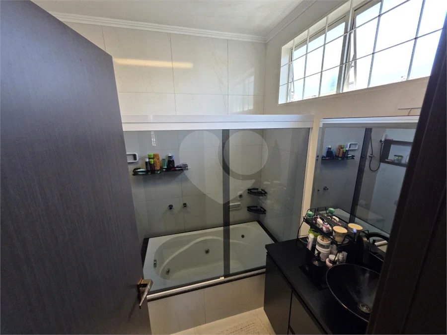 Casa térrea 3 dormitórios com piscina e área Gourmet à venda São Carlos