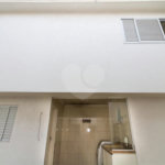 Casa Sobrado à venda com 342 m², 3 dormitórios, sendo 2 suítes, 4 vagas na Vila Mariana - São Paulo.