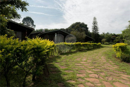Fazenda à venda com 11 quartos no Centro, Analândia, SP