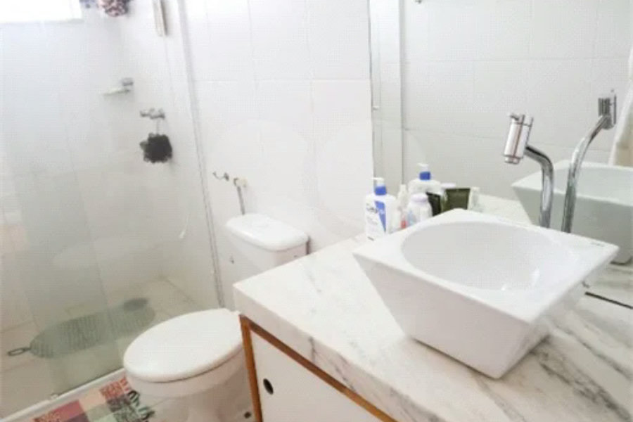 Casa à venda com excelente localização comercial