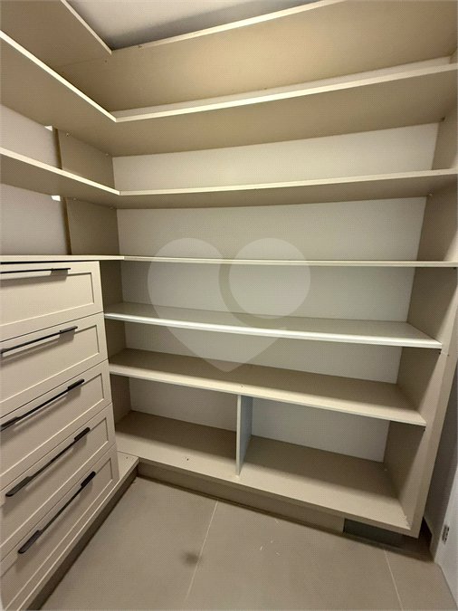 Apartamento Alto Padrão para Locação | 140 m² | 3 Suítes | Vista para a Pedra Grande | Essencial Carraro – Atibaia/SP