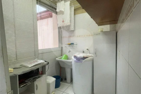 Salto- Sp - Locação - apto com 75 ms - mobiliado -Edificio Vivendas da Vila II - sexto andar - Apto mobiliado - 2 dorms, sala 2 ambiente, cozinha planejada, lavanderia, banheiro social, sacada, 01 vaga de garagem coberta - Aluguel - R$ 1.600,00 mais condominio - R$ 1.050.00 - iptu - R$ 100,00
