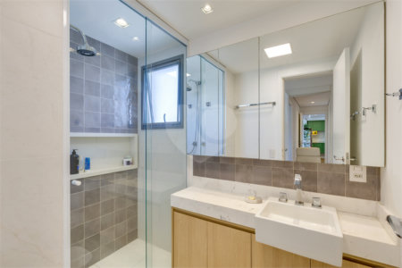 Apartamento para alugar com 3 suítes em Chácara Santo Antônio, São Paulo, SP