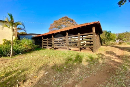 Sítio na cidade de Taiuva-SP.