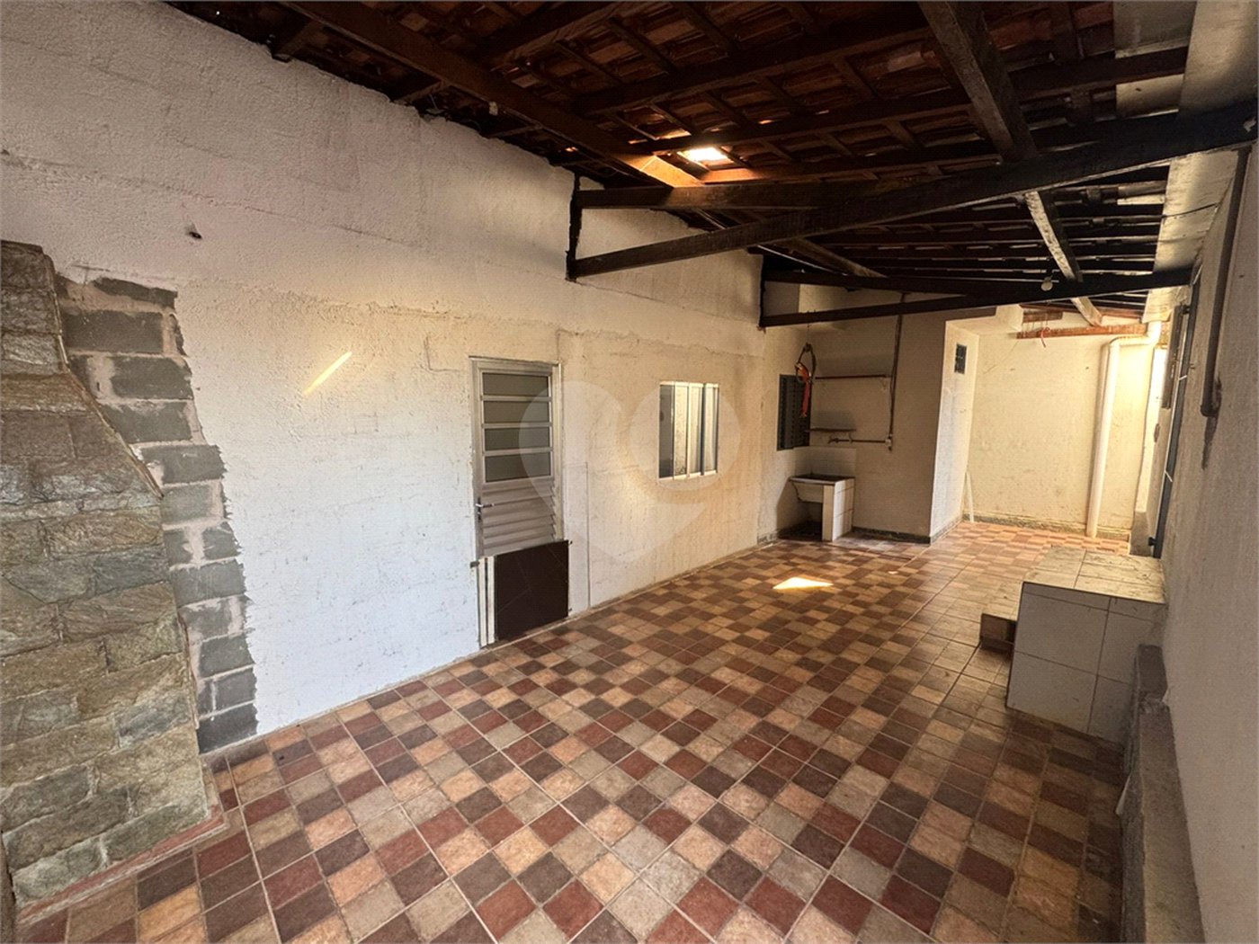 Casa á venda, com 2 Dormitórios e Edícula, em São Carlos-SP.