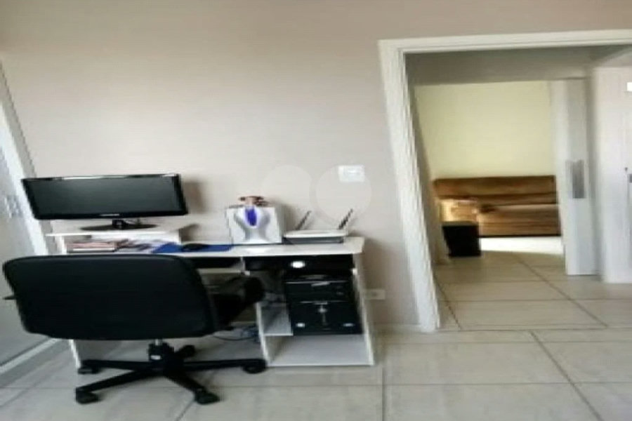 Excelente Apartamento de 02 dormitórios. Venha fazer uma Visita.