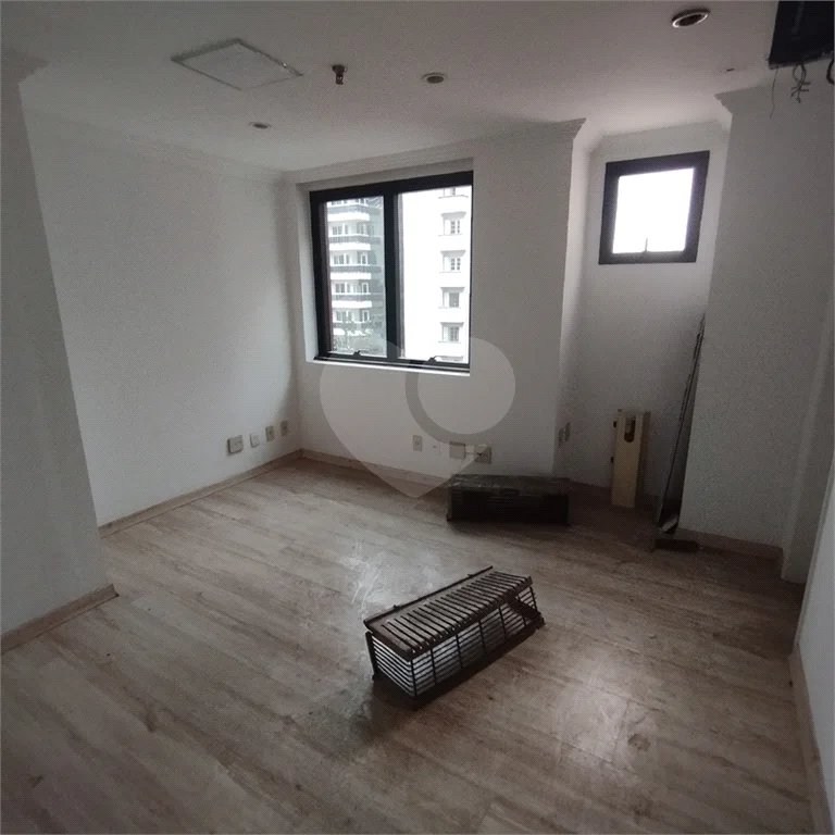 Sala comercial para locação no Jardim Paulista, 90 m², 2 vagas de garagem
