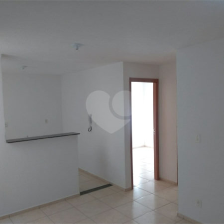 Apartamento no Condomínio Residencial Monte Everest