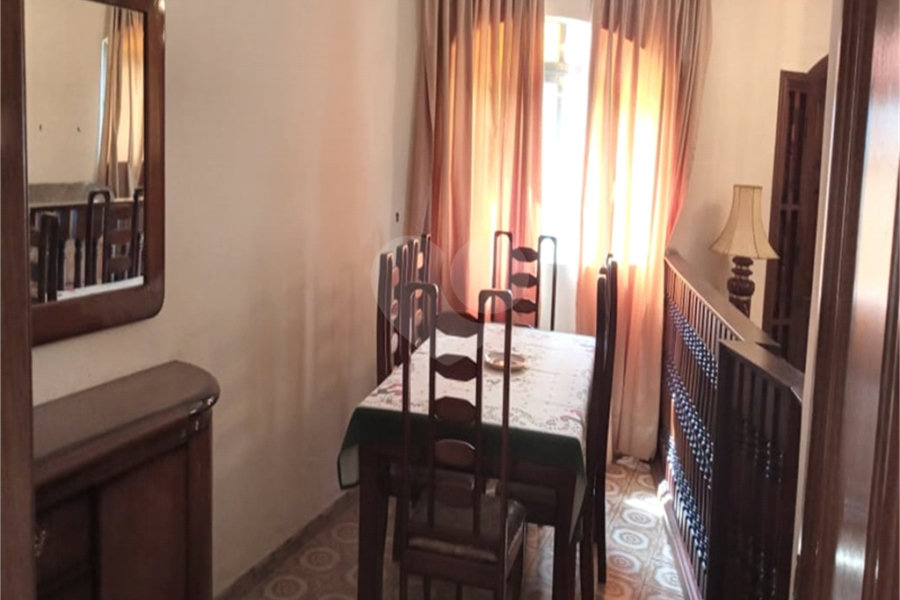 Bonita casa assobradada,no Bairro das Palmas do Tremembé, terreno com 14 X 50 e 350 área construída