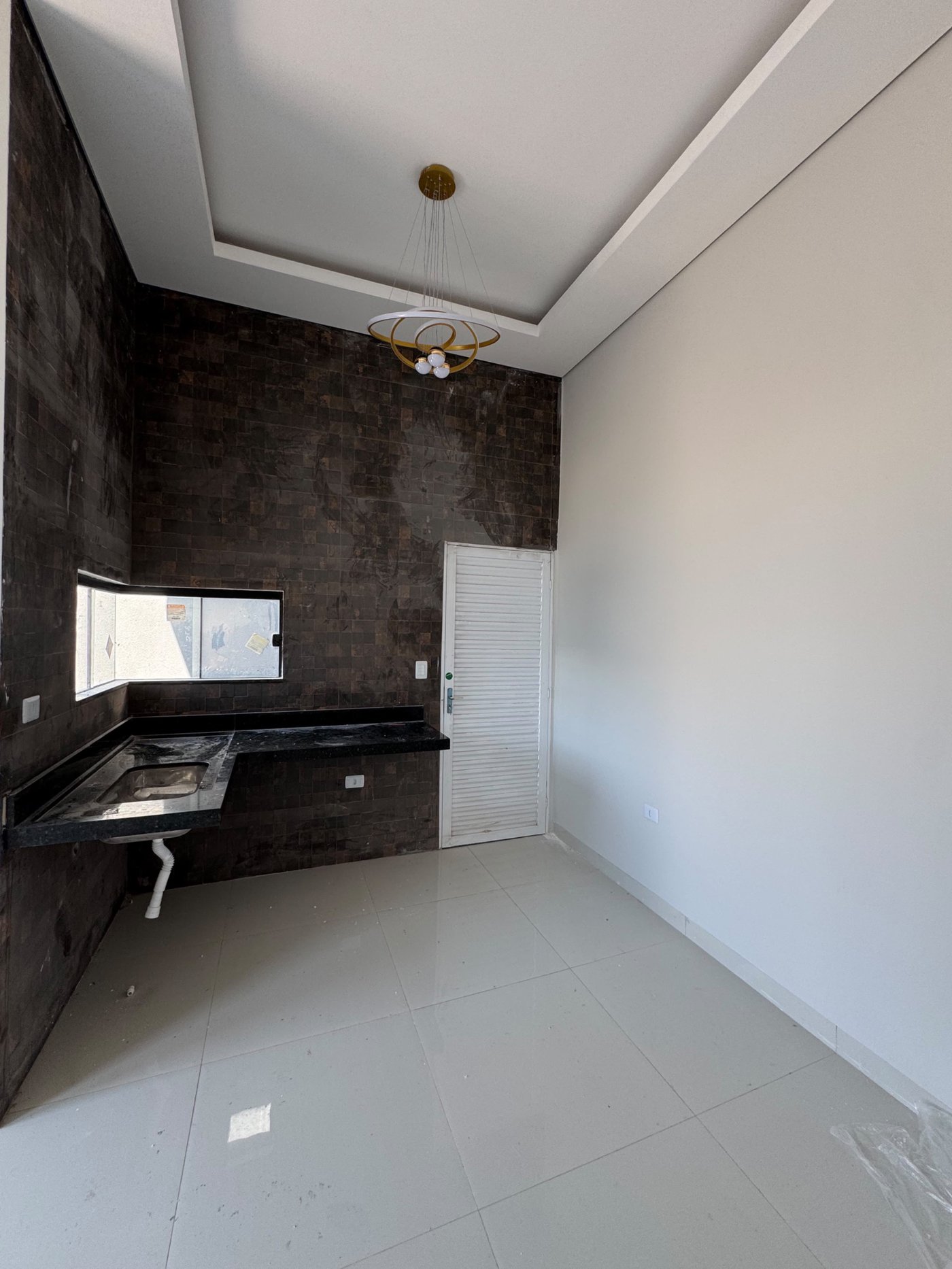 Casa à venda com 3 quartos, sendo 1 suíte, em Nova Tres Lagoas, Três Lagoas, MS