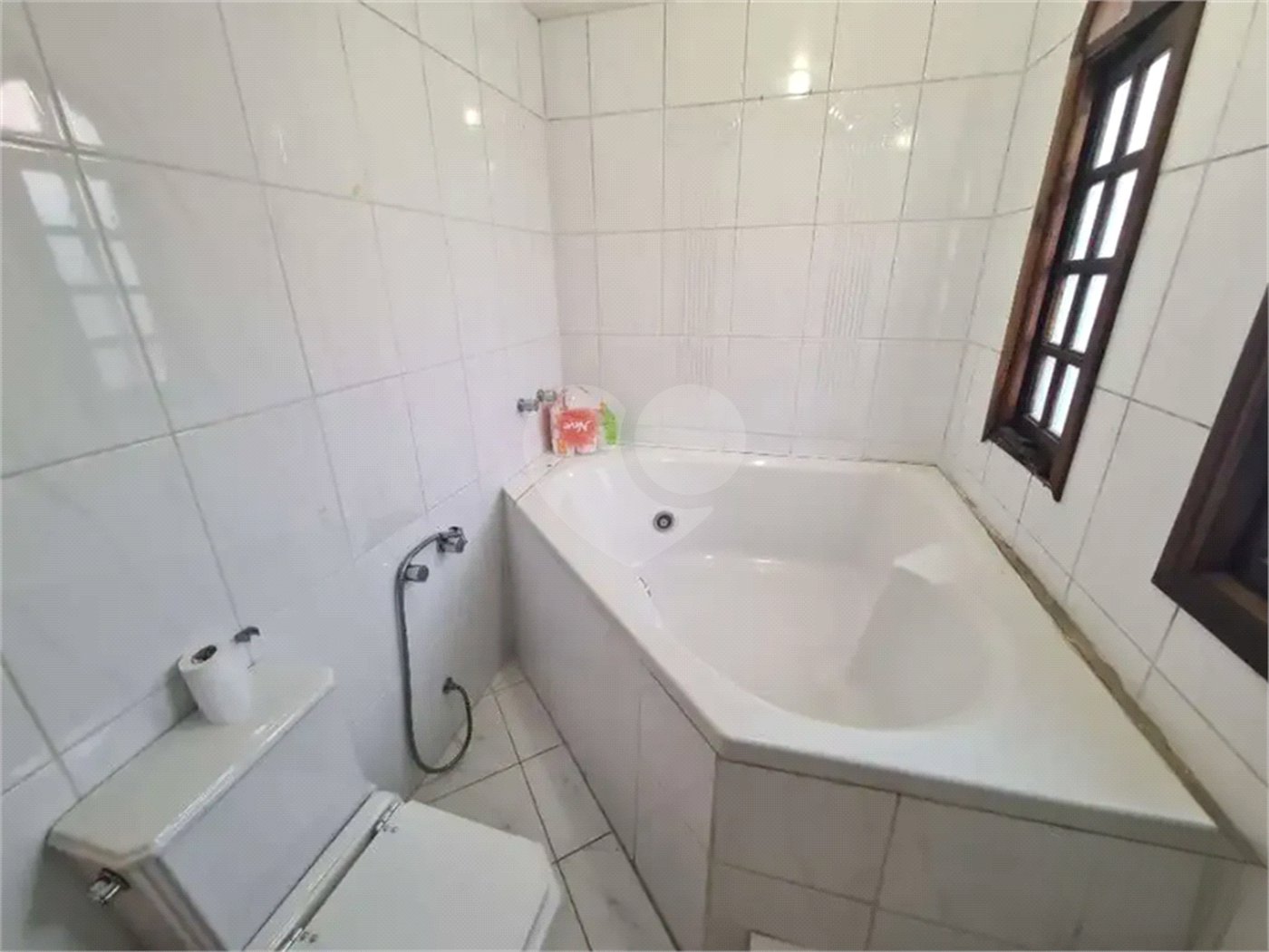 Sobrado com 4 Quartos e 4 banheiros à Venda -337 m² por R$ 850.,000 -- Jardim Vivan,-Jaraguá, São Paulo - SP
